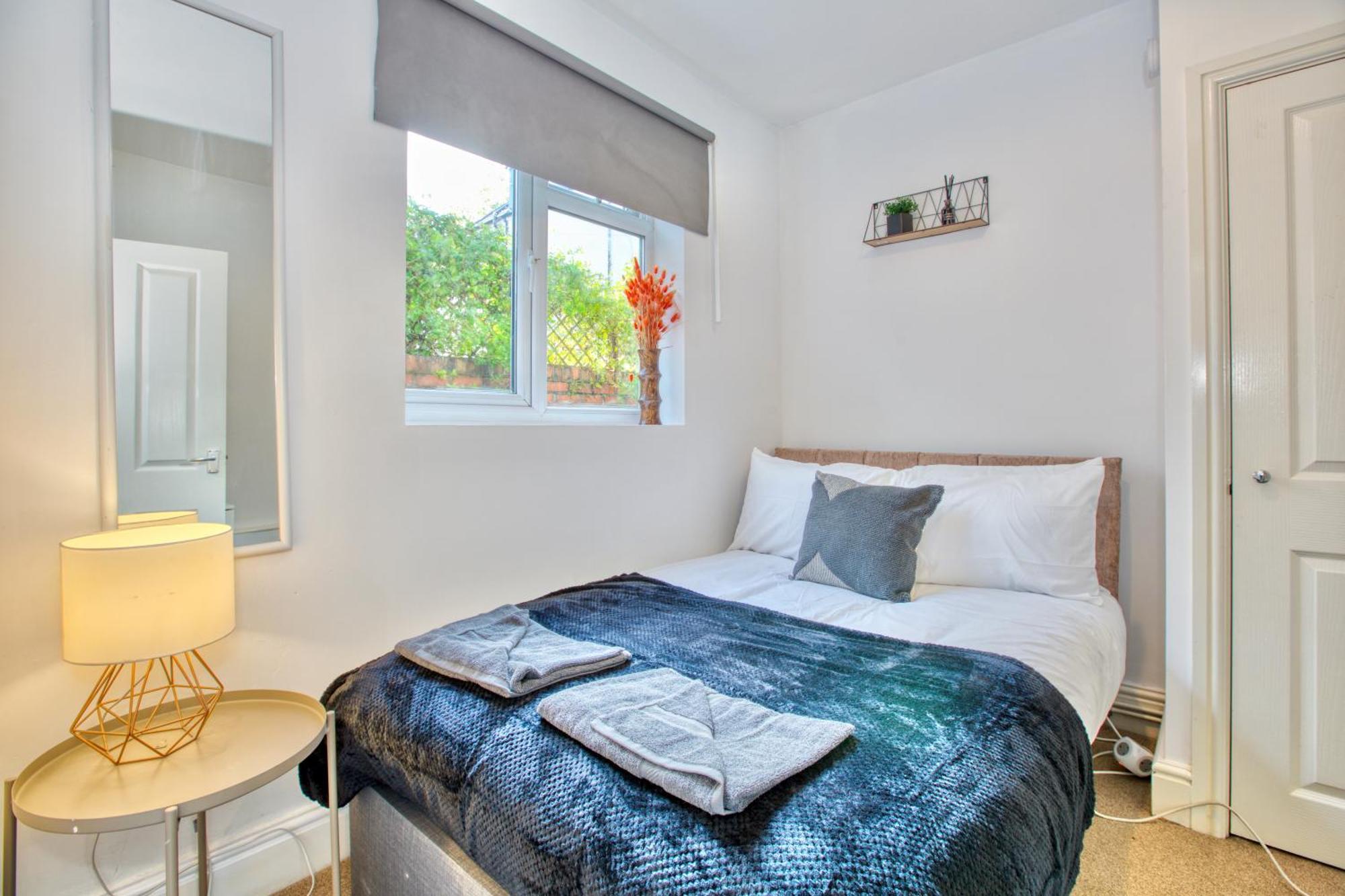 Temple Meads Station: Stylish 3-bed With Free Parking Apartamento